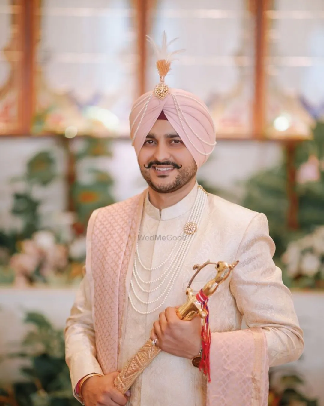 Royal Safa & Turban Design 16 by Ronak Dave