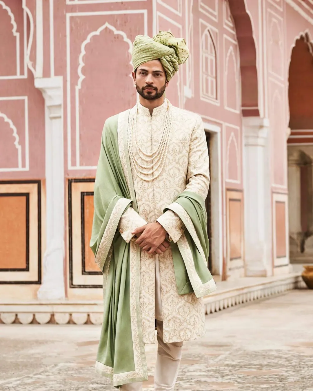 Royal Safa & Turban Design 4 by Ronak Dave